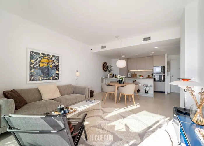 Higueronrentals Rainbow Hill * Torremuelle