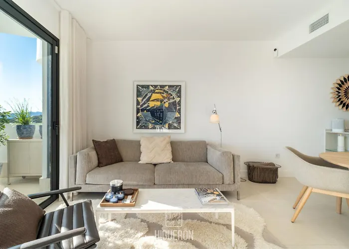 Higueronrentals Rainbow Hill *